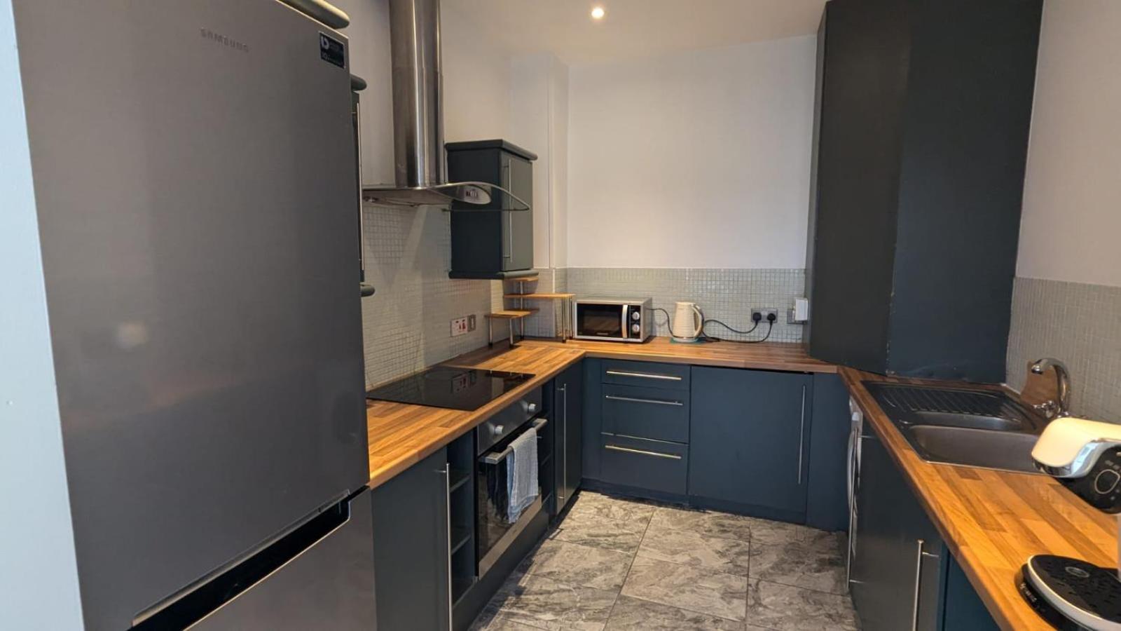 Spacious 2 Bed Apartment In Manchester City Centre Ngoại thất bức ảnh